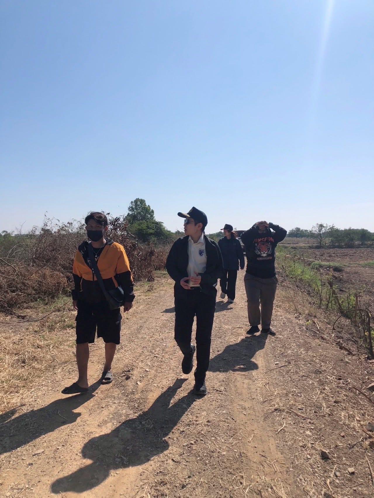 title - ส.ป.ก.อ่างทอง ลงพื้นที่ตรวจสอบการเผาไหม้แปลงเกษตรกรรมในพื้นที่เขตปฏิรูปที่ดินจังหวัดอ่างทอง 